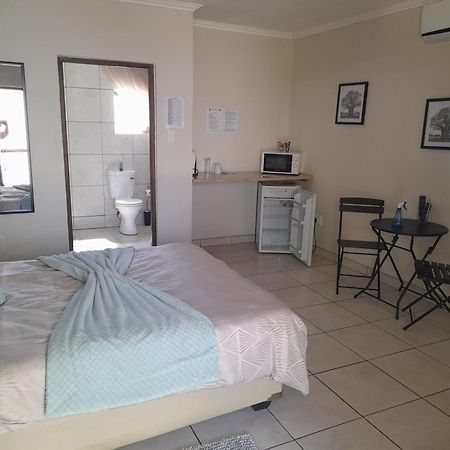 Eden Chalets Windhoek Dış mekan fotoğraf