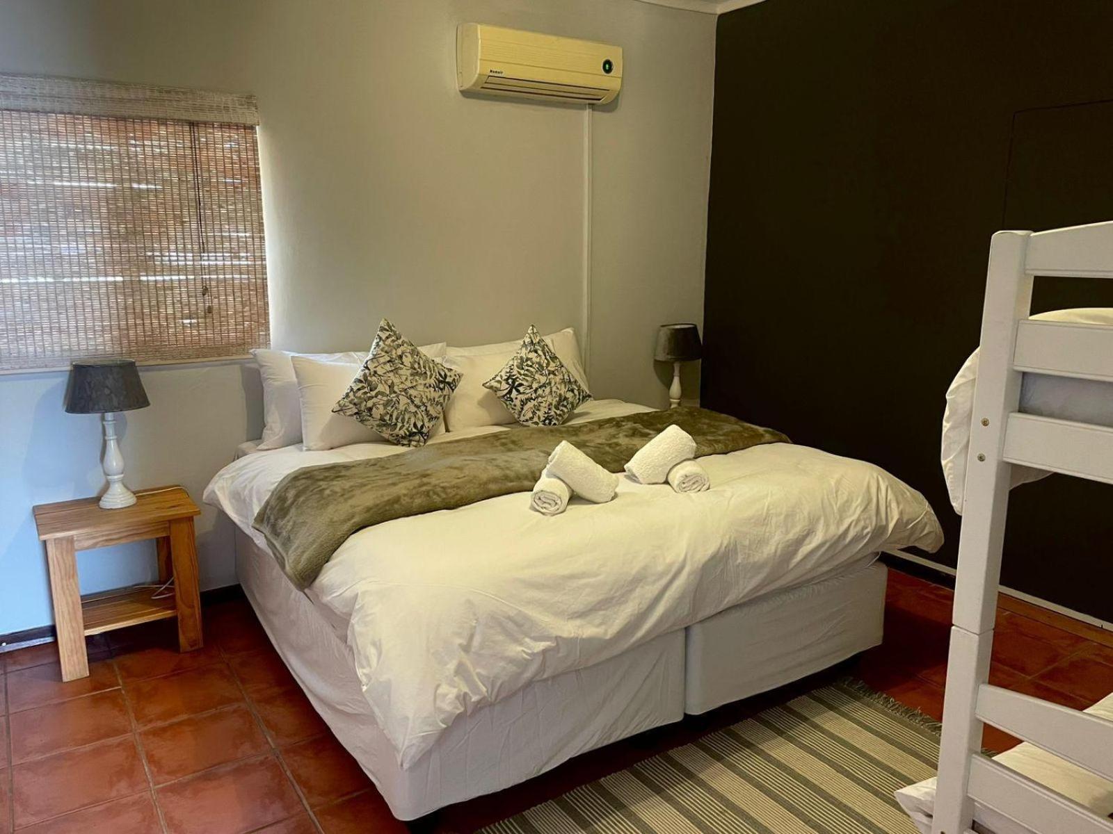 Eden Chalets Windhoek Oda fotoğraf