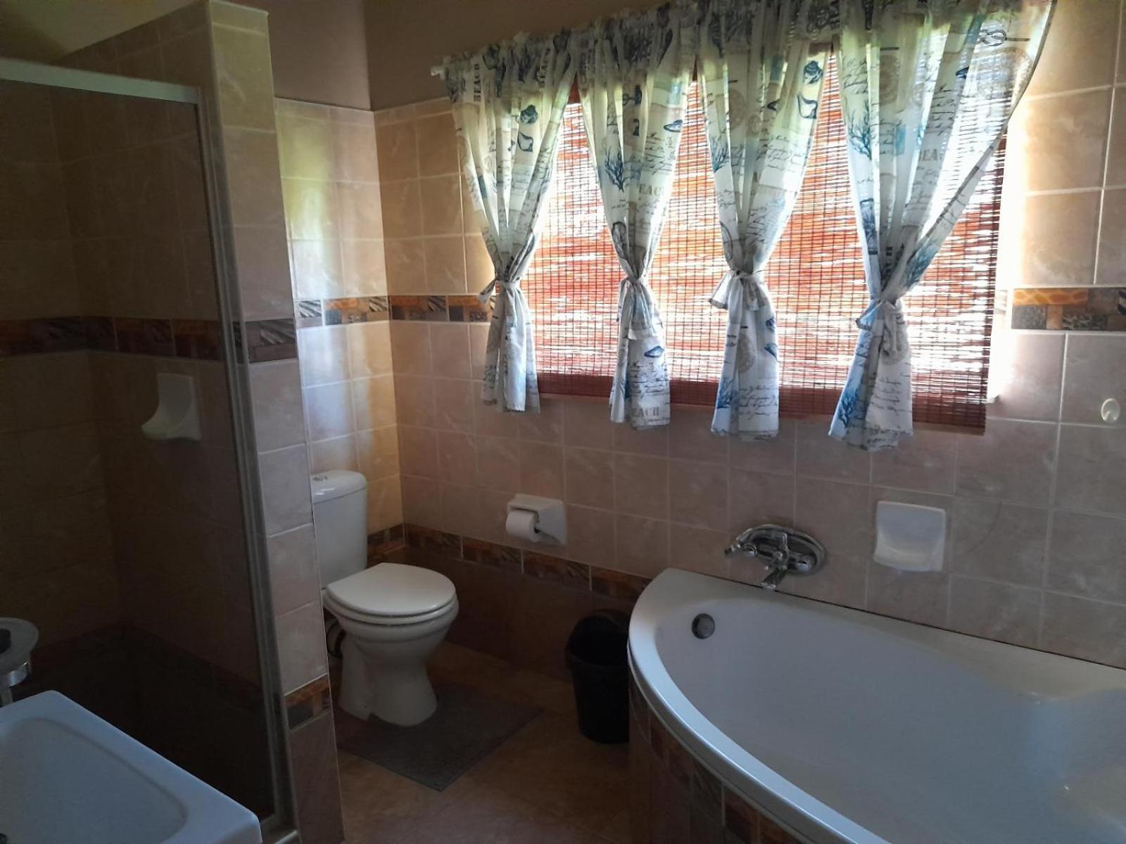 Eden Chalets Windhoek Oda fotoğraf