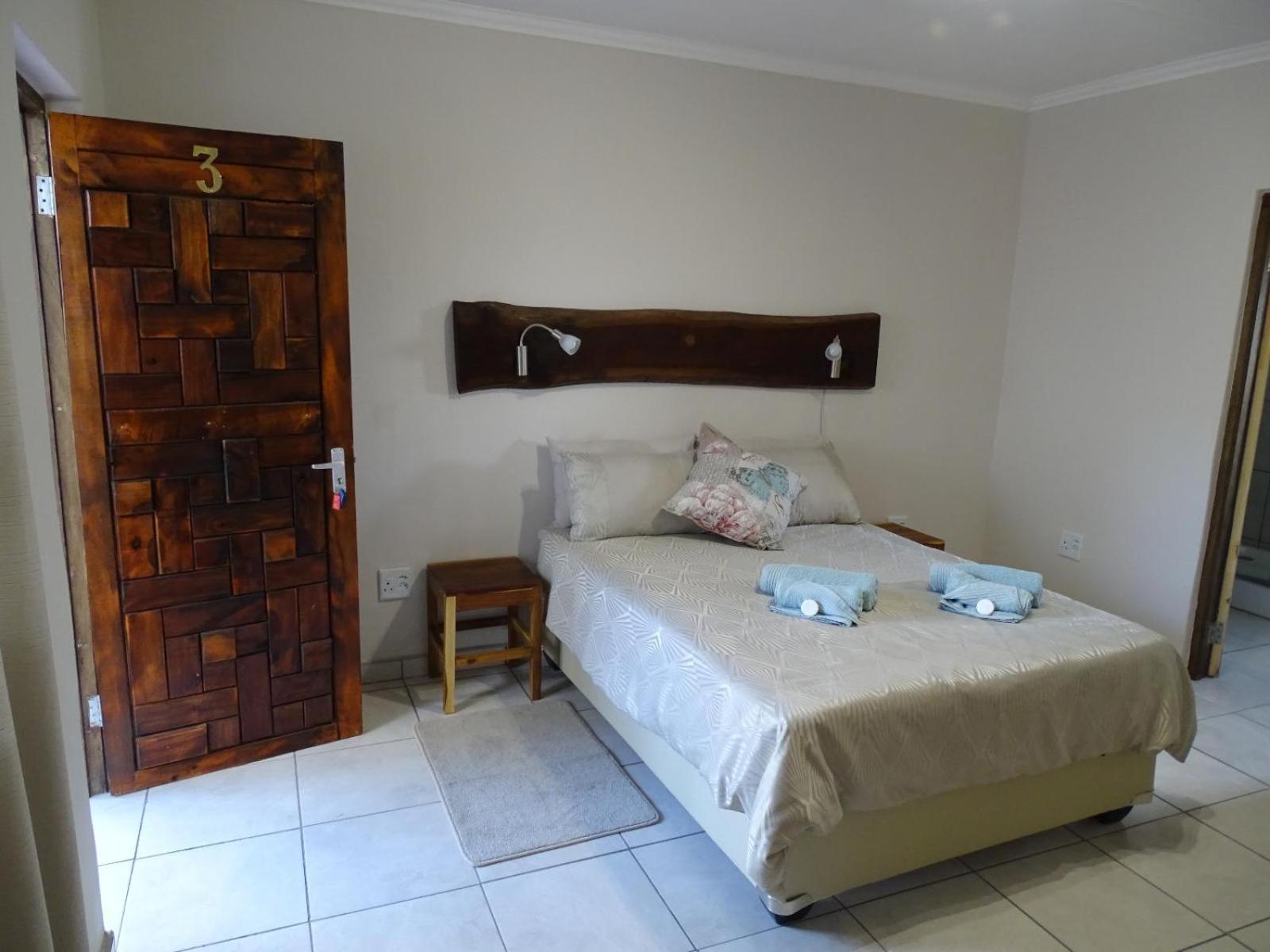 Eden Chalets Windhoek Oda fotoğraf