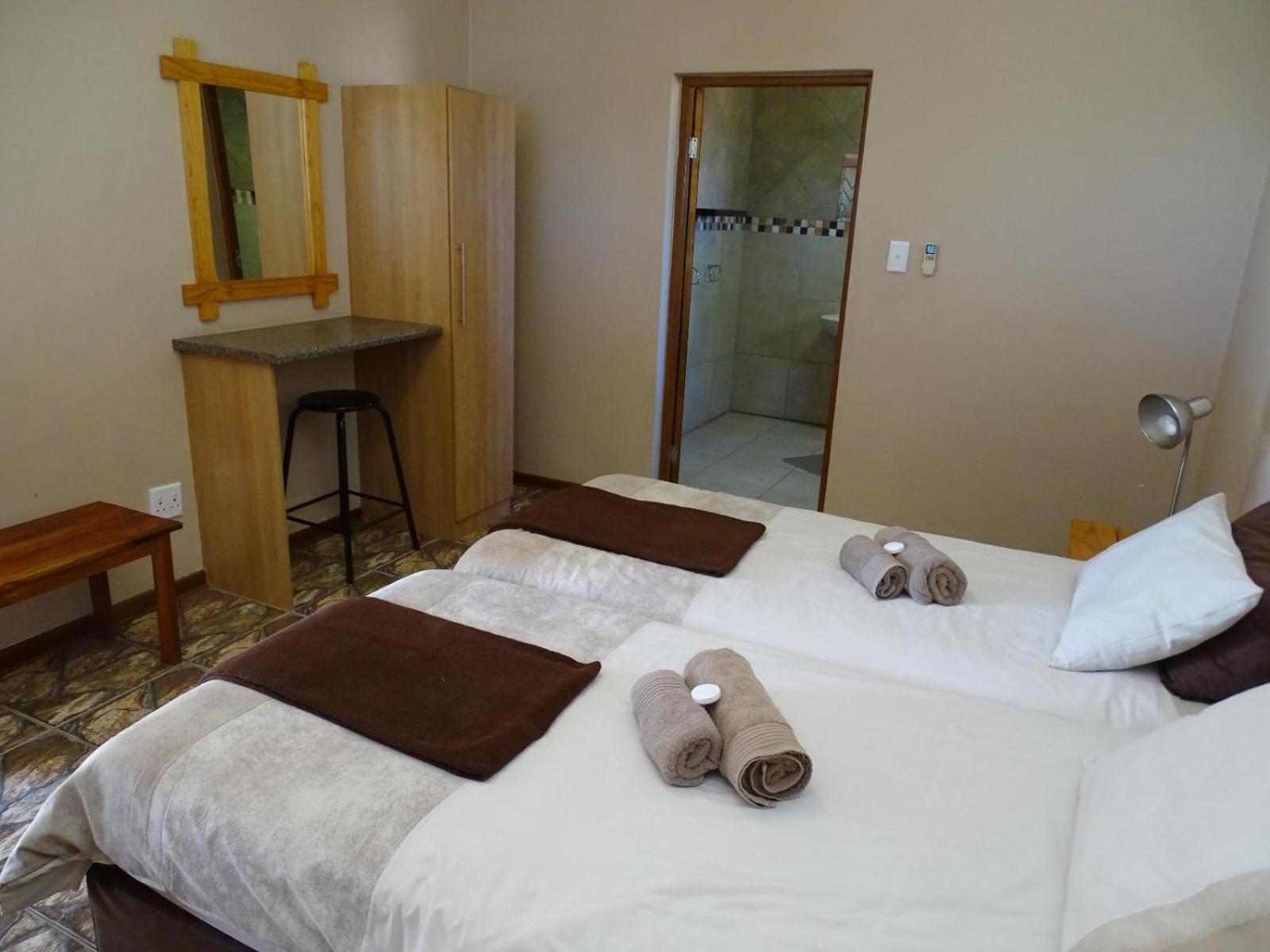 Eden Chalets Windhoek Oda fotoğraf