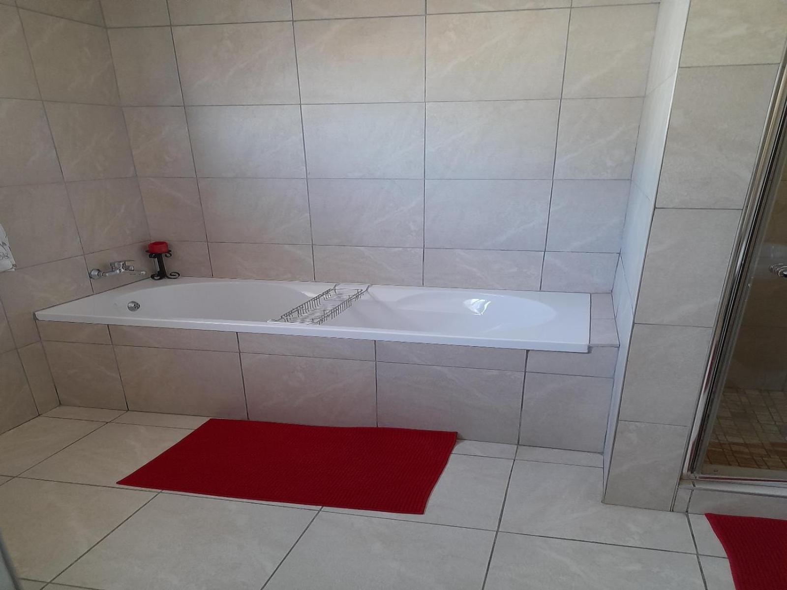 Eden Chalets Windhoek Oda fotoğraf