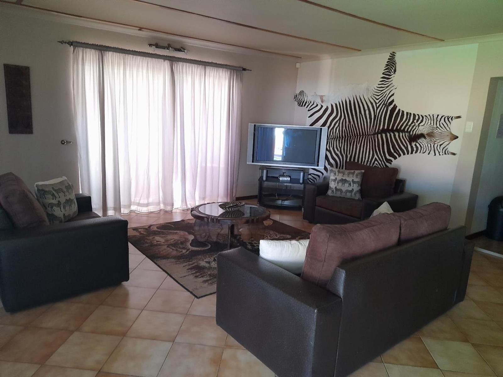 Eden Chalets Windhoek Oda fotoğraf