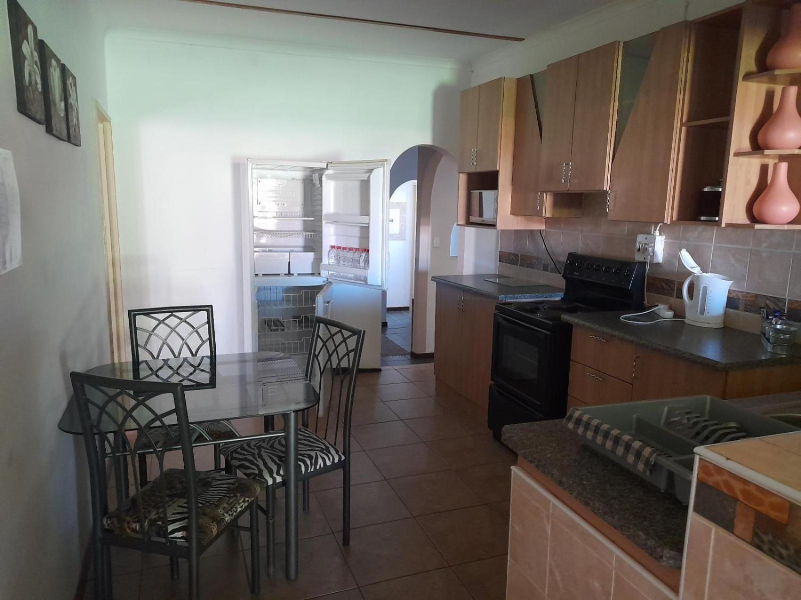 Eden Chalets Windhoek Oda fotoğraf