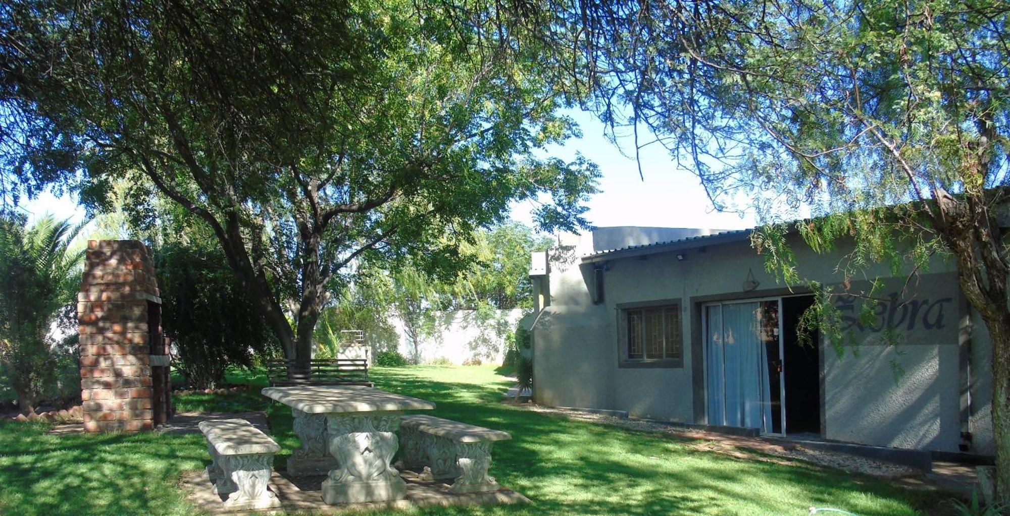 Eden Chalets Windhoek Dış mekan fotoğraf